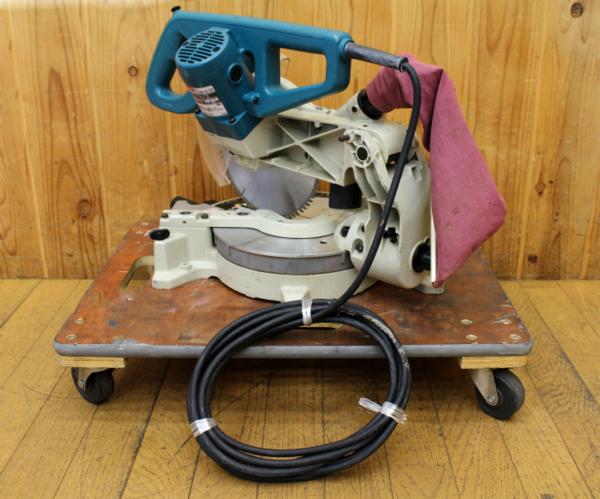 1659 makita マキタ 8型卓上マルノコ LS0830 大工道具 内装　