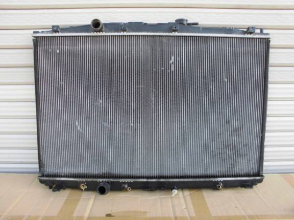 即決 エリシオン　RR1　ラジエーター　純正