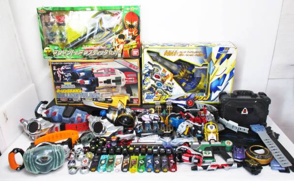 R0625 戦隊 仮面ライダシリーズ なりきりグッズ 19kg 大量出品