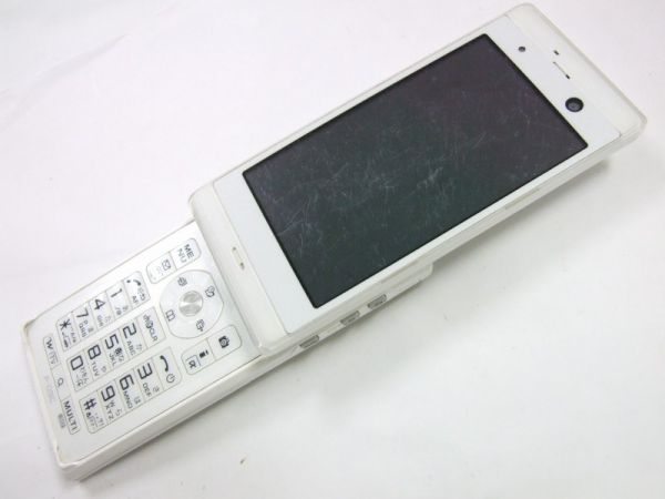 docomo PRIME series F-09C [WHITE]の製品画像 - 価格.com [B-6693