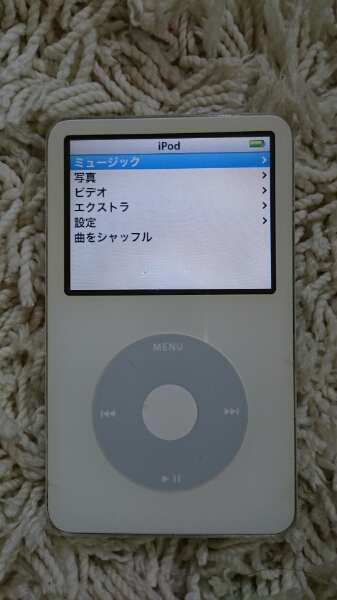iPod Classic 第5.5世代 A1136 30GB ホワイト Apple iPod classic