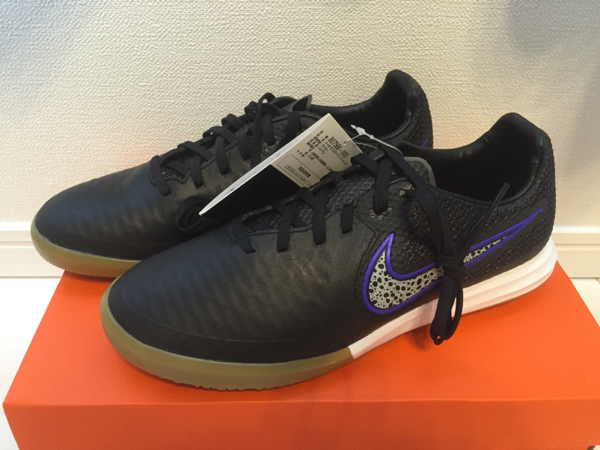 新品 NIKE MAGISTAX FINALE IC 27 ナイキマジスタフィナーレ