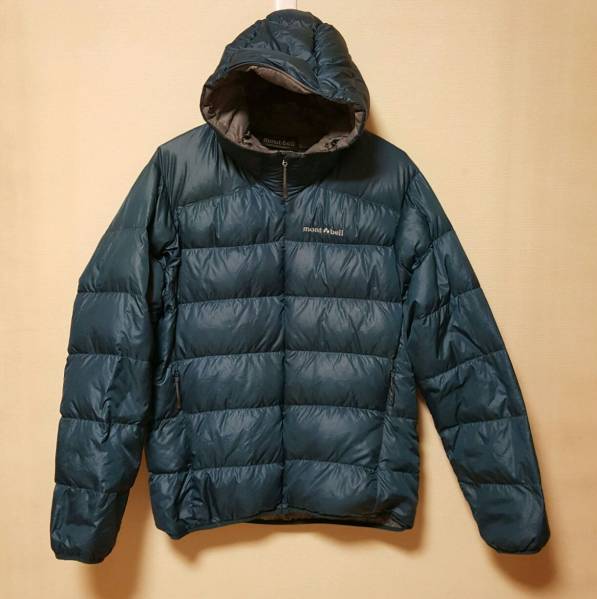 美品 モンベル ライトアルパインダウン S mont-bell ライトアルパインダウン S モンベル希少色バッグ付き ,＋