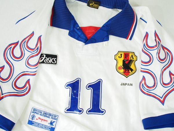 1411 アシックス製 サッカー日本代表 炎のユニフォーム 11番