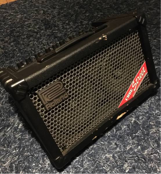 動作品ローランドROLANDCUBESTREET少し難バッテリーアンプ電池式 