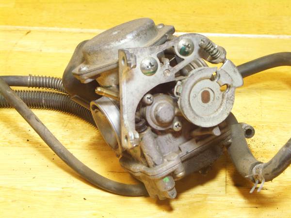 ヤマハ　ビーノ　ＳＡ２６Ｊ　キャブレター　純正