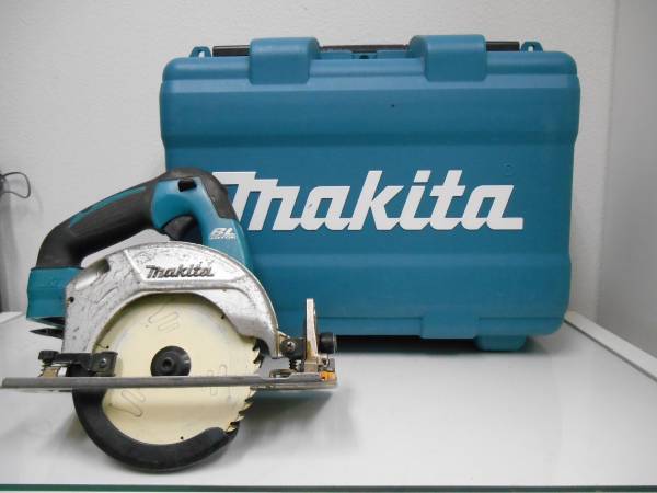 マキタ 18V 充電式マルノコ HS471D 本体のみ