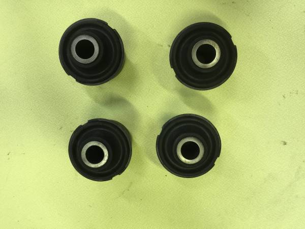 【新品】R32用　ニスモリアメンバー強化ブッシュ