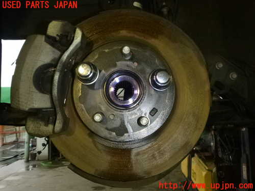 2UPJ-22284295]プリウス(ZVW30)左フロントナックルハブ 中古