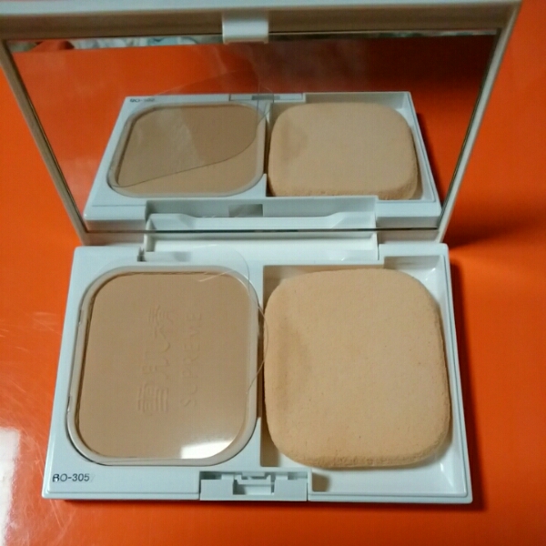 雪肌精シューフレムパウダーファンデーション色305番