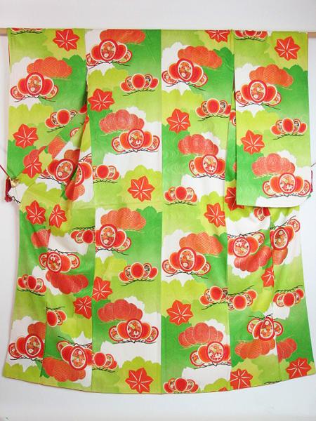 中古着物 美品 正絹 緞子地 松に楓柄 総柄 小紋振袖 三番蔵1928E