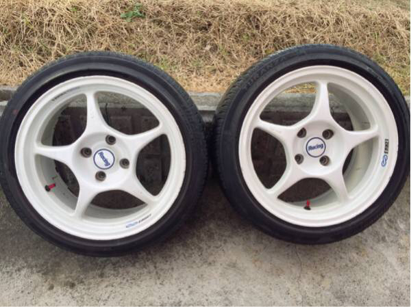 エンケイRP01 軽量アルミ 17インチ8J+38 4穴114.3 バリ溝180sx等