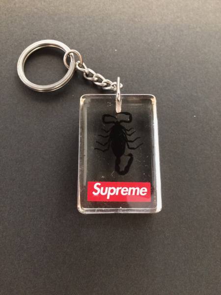 SUPREME Scorpion Keychain スコーピオン サソリ シュプリーム