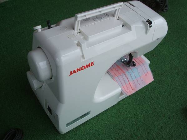 N-573 ジャノメ ロックカッター内蔵 コンパクト 電子ミシン｜Yahoo