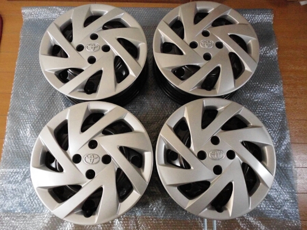 納車外し!! NHP 10 アクア 後期 純正 スチール ホイール 4本
