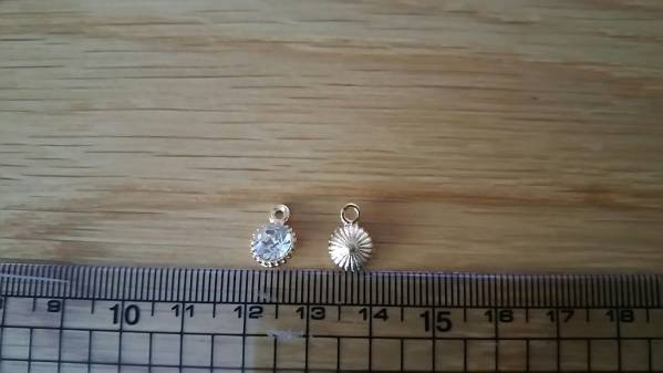 キラキララインストーンチャームゴールドハンドメイドにパーツ_3