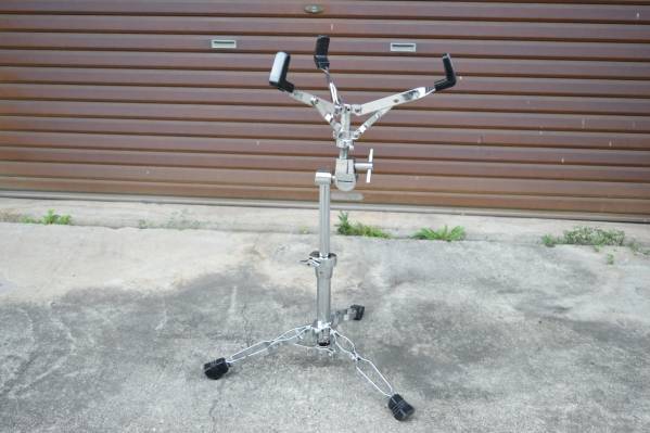 PEARL パール　スネアスタンド　型番不明