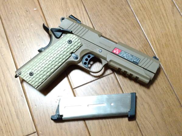 東京マルイ デザートウォーリア ガスガン ガスブローバック 4.3