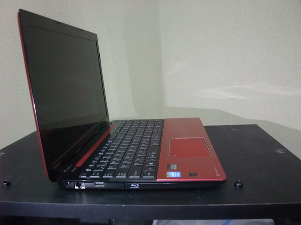東芝 dynabooku T553/37JR Celeron 2GB HDD無 【 ジャンク 】 当をご覧