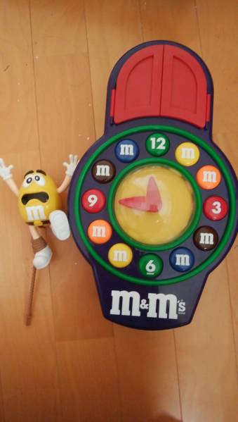 エムアンドエムズ 壁掛け時計 m&m's 時計 巨大 アメリカ