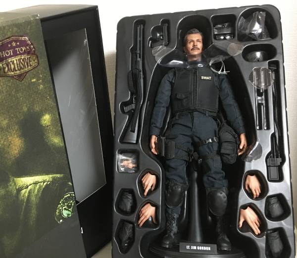 1/6 HOTTOYS ホットトイズ ダークナイト 【 ジム・ゴードン 警部補