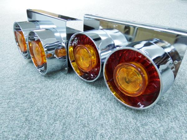 ★★丸型ロケット２連テール 24ｖ左右セット★カスタム補修★★