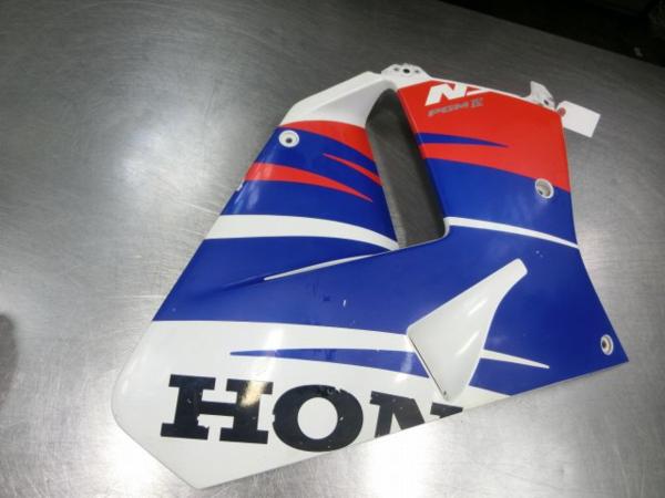 Honda NSR250R　SE サイドカウル NSR250R-SE サイドカウルNo，2、良品☆MC28