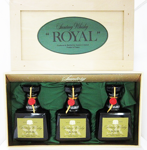 古酒○サントリー ウイスキー ローヤル 720ml 3本セット 木箱入