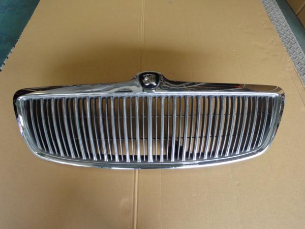 ブレビスJCG11 フロントグリル