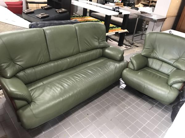 カリモクChitano3人掛けソファーと１P回転ソファーセット中古品