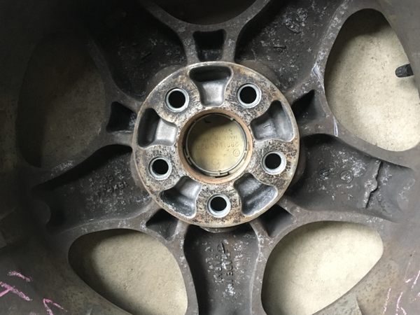 バリ溝バリ山 TOYO スタッドレスタイヤ 195/65/r15 2014年製 バリ山