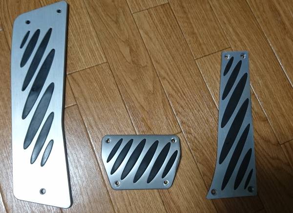 ★【送料無料】BMW純正 M PERFORMANCE アルミペダルセット　フットレスト付き★