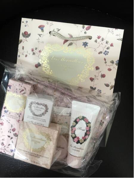 レ・メルヴェイユーズ ラデュレ『2017ニューイヤー キット』新品