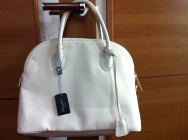 未使用新品 バッグ garuglieri (ガルリエリ) NIMES購入 (ニーム)