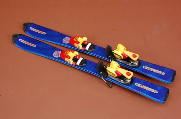 子供用 NORDICAノルディカ　スキー板　85ｃｍ