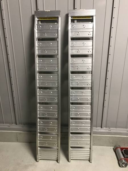 360384