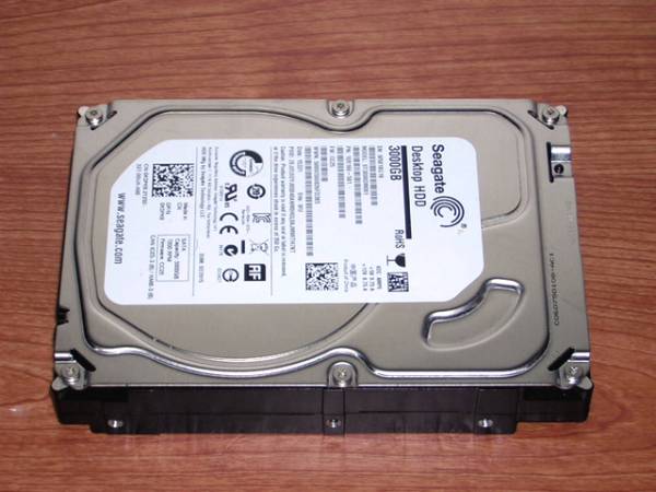★ 3.0TB ★ Seagate　【 ST3000DM001 】　良品 ★SFK