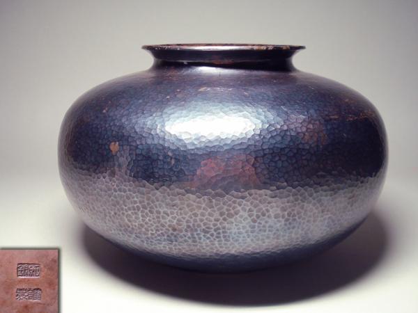 ▲敬逢▲時代金工 純銀製鎚目壺式花瓶 1132㌘