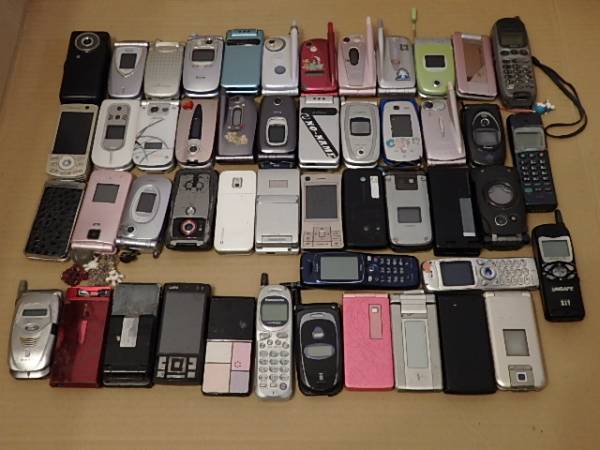 ガラケー49台いろいろ まとめて1 セット ジャンク品 携帯電話 携帯