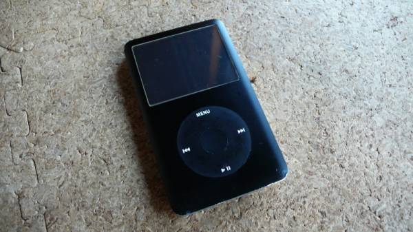 1円～☆iPod classic A1238 80GB ジャンク 中古☆C884 送料無料