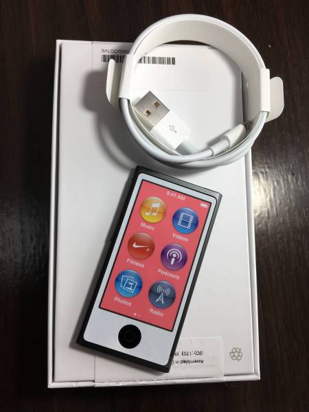 保証有】iPod nano第7世代 16GB スペースグレイ 純正Lightningケーブル付き