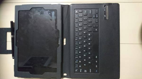 【お得，安い】 ドコモSO-05F 超 とBluetoothキーボード カバー付き(ワイヤレスキーボード)｜売買されたオークション情報、yahooの商品情報をアーカイブ公開 - オークファン ワイヤレスキーボード