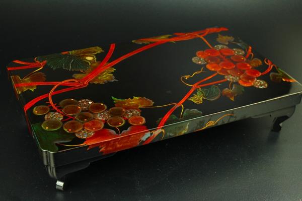 美術品・アンティーク・コレクション 漆器盆セット 2枚 松鶴蒔絵 古