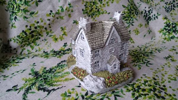 Lilliput Lane リリパットレーン ミニチュアハウス 1982 Lakeside House ver.2 カンブリア