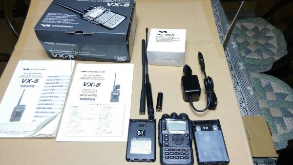 中古品スタンダードVX-8　　５０－１４４－４３０FMトランシーバー