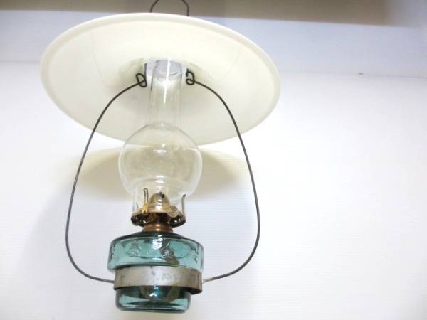 ○ 必見！【 乳白ガラス傘の吊りオイルランプ アンティーク 気泡ガラス