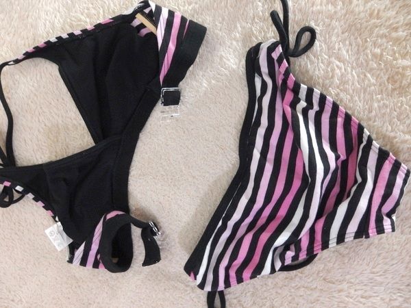 ★ブラック＆ピンクボーダー柄なローライズスポーティー紐ビキニ水着/ビーチバレー【送料164円】_2