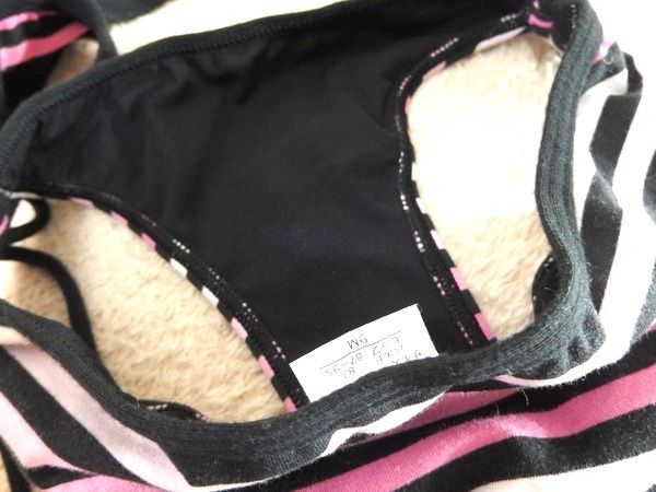 ★ブラック＆ピンクボーダー柄なローライズスポーティー紐ビキニ水着/ビーチバレー【送料164円】_3