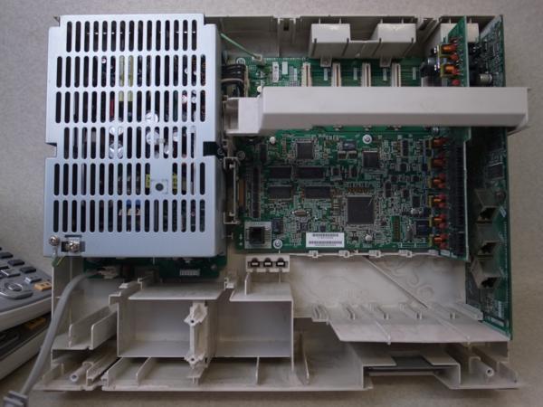 ★NTT NXS 主装置＋電話機 NX-(18)STEL-(1)(W) 3台 ユニット(SU＋4BRU)付【保証付/即日出荷/当日引取可/大阪発】