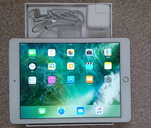 iPad Air2 WiFi+Cellular 128GB ゴールド（docomo製） Apple